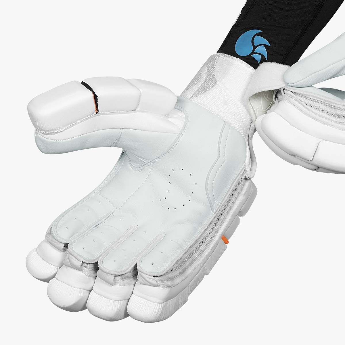 DSC Krunch 1.0 Batting Gloves - ecricstore